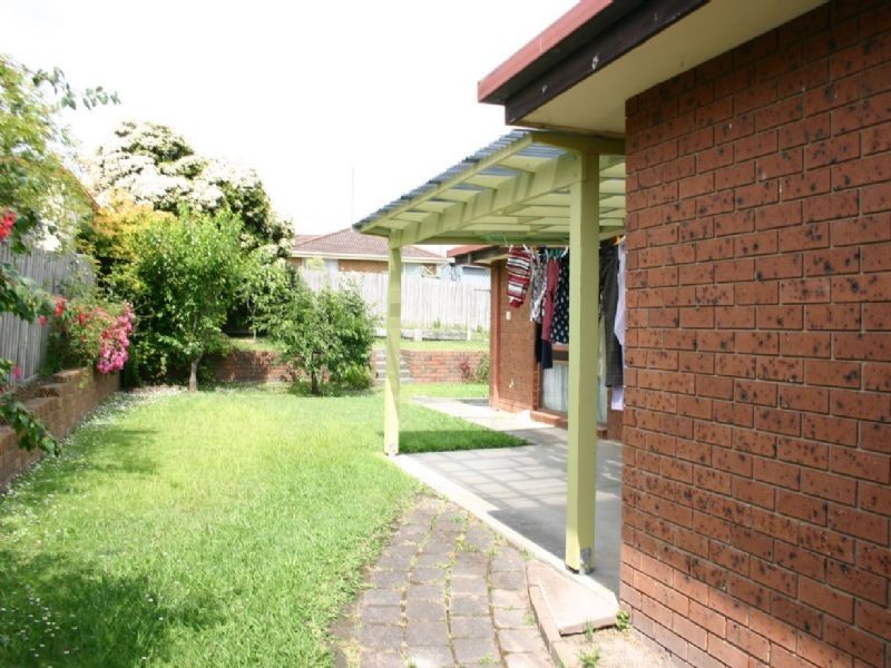 6 Quigley Crescent, Churchill VIC 3842