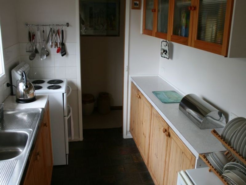 1 Sheoke Grove, Churchill VIC 3842