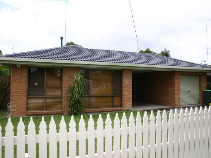 25 Spring Court, Morwell VIC 3840