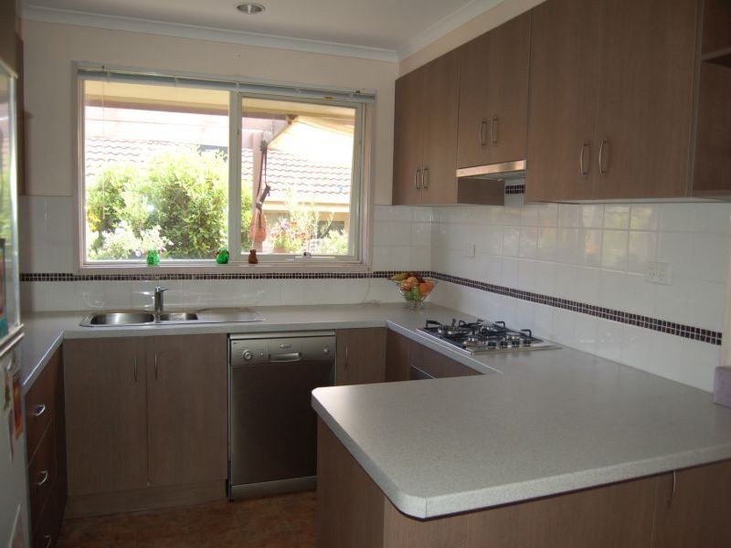 63 Auchterlonie Crescent, Churchill VIC 3842