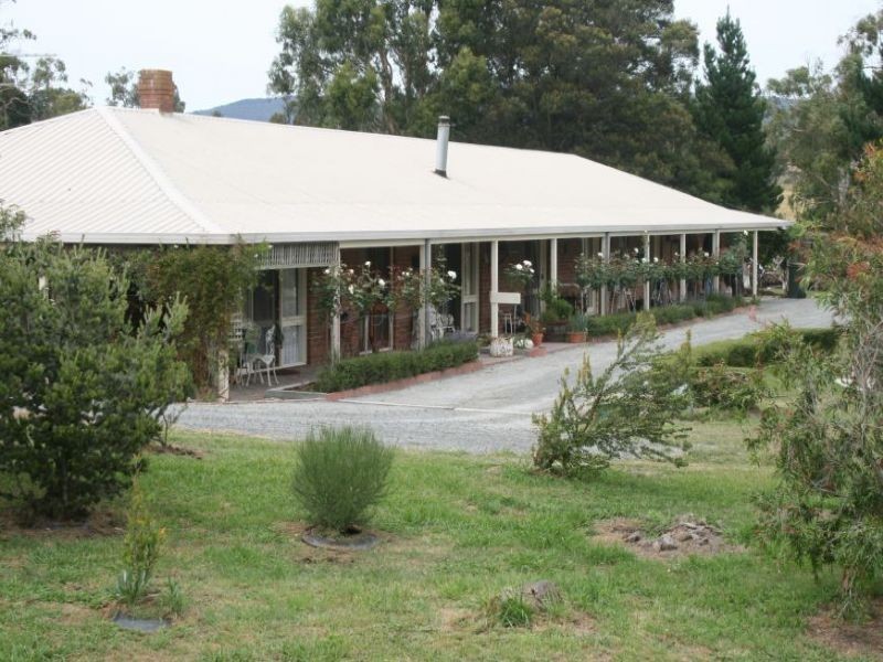 15 Blue Teal Road, Hazelwood North VIC 3840