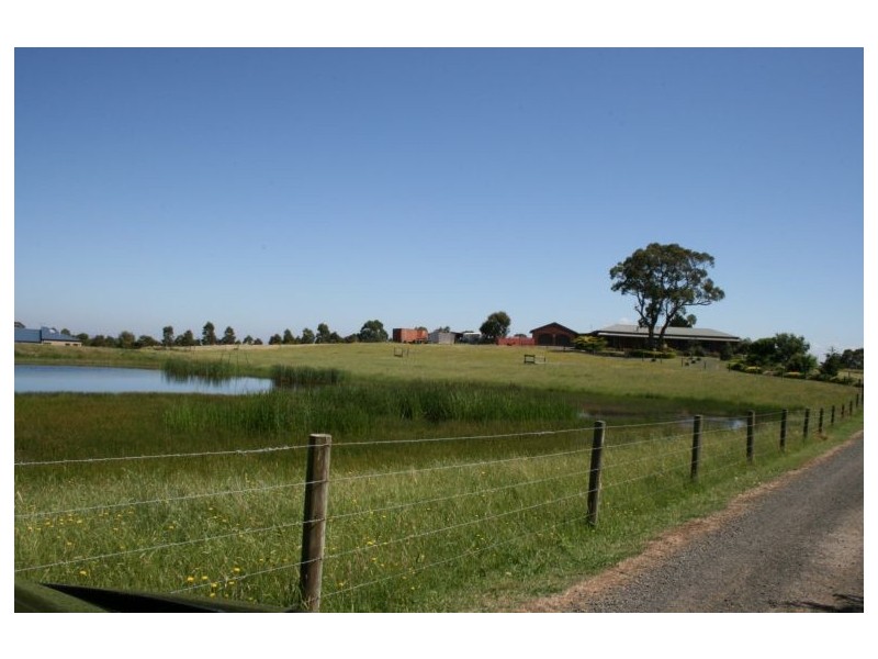 105 Warren Terrace, Hazelwood North VIC 3840