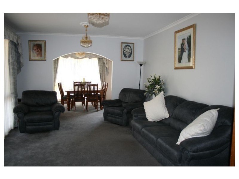 8 Tambo Crescent, Morwell VIC 3840