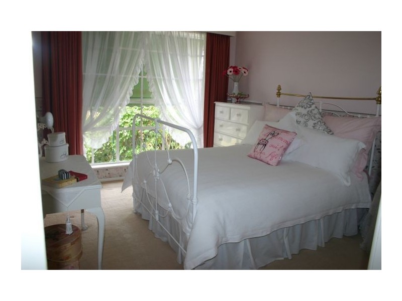 4 Bond Court, Churchill VIC 3842