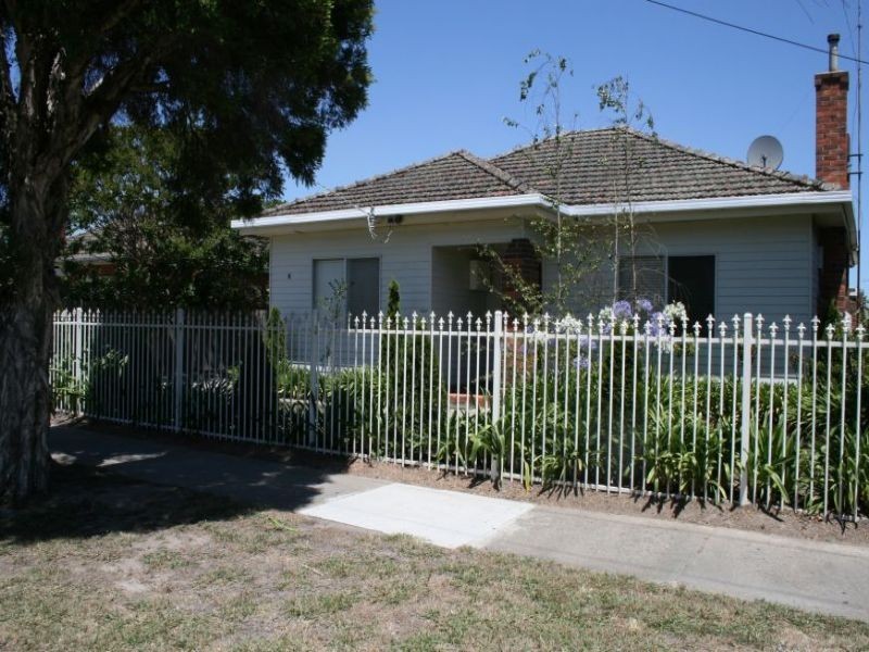 8 June Street, Morwell VIC 3840