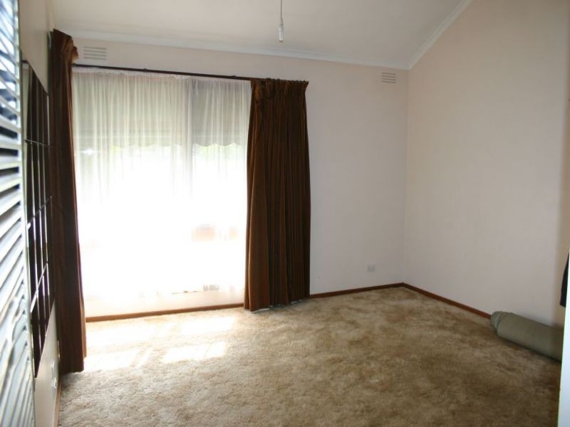 30 Bridgewater Drive, Morwell VIC 3840