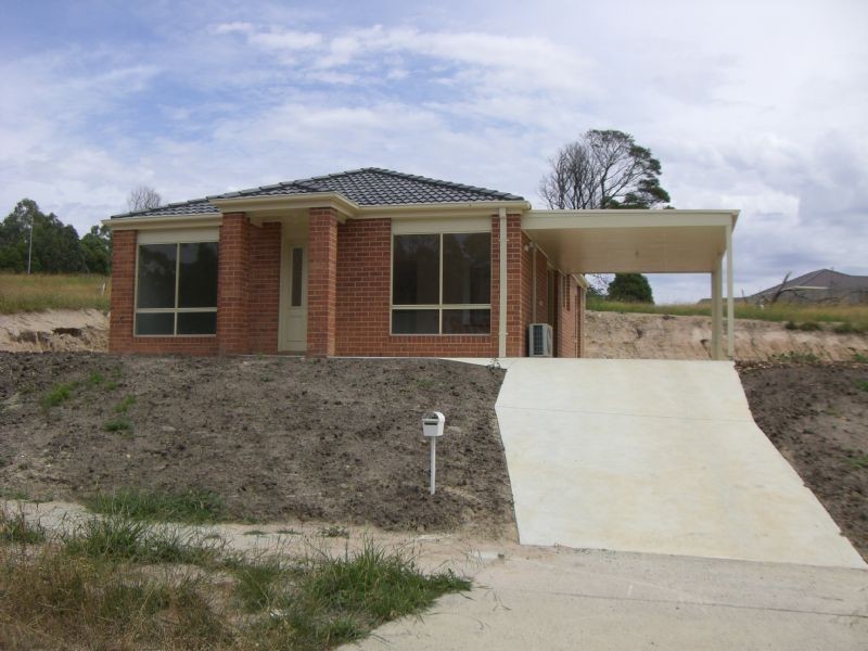 26 Ikara Way , Churchill VIC 3842