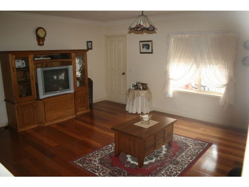 66 Bridle Road, Morwell VIC 3840