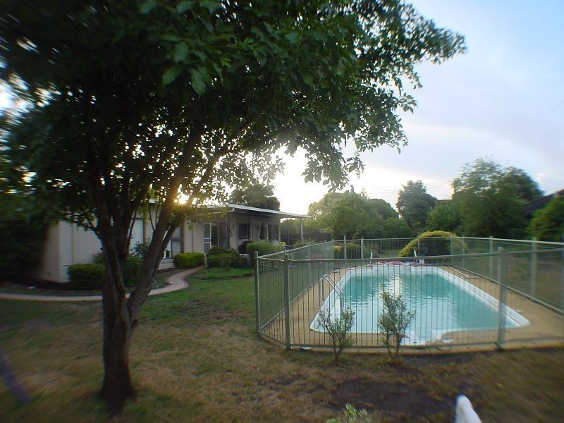 10 The Avenue, Morwell VIC 3840