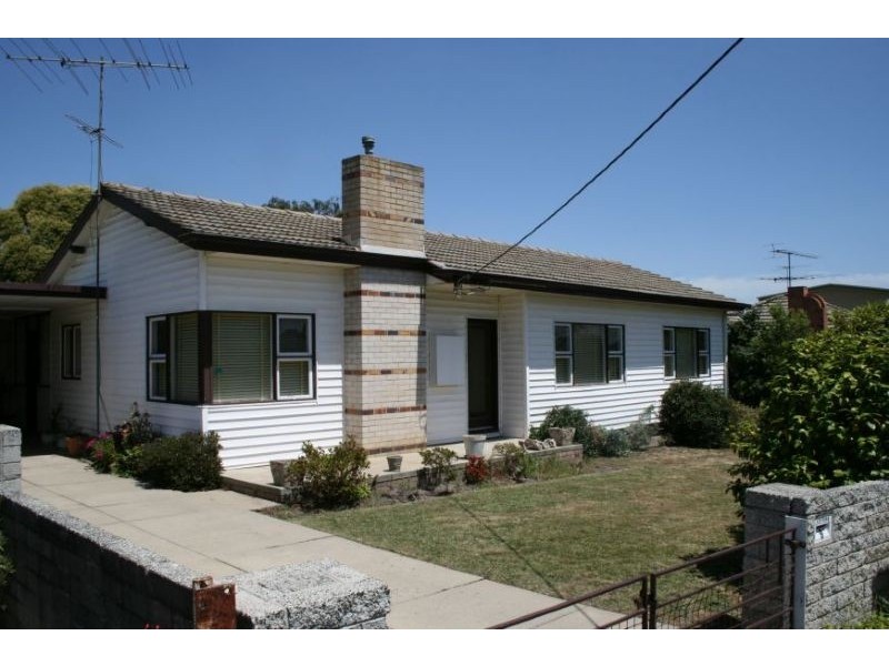 9 Sinclair Avenue, Morwell VIC 3840