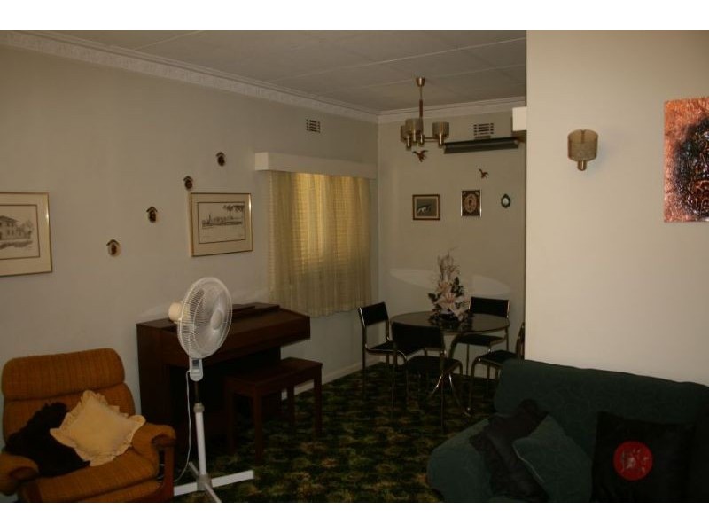 9 Sinclair Avenue, Morwell VIC 3840