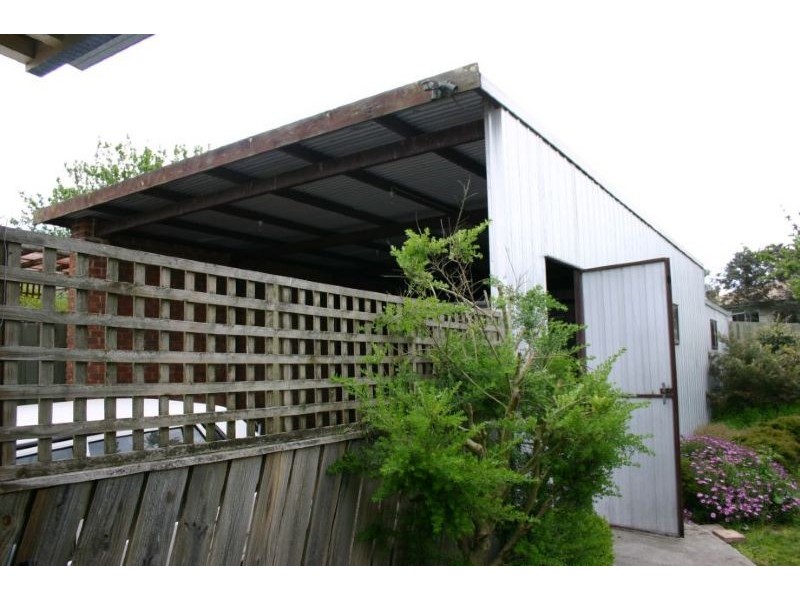 33 Alamein, Morwell VIC 3840