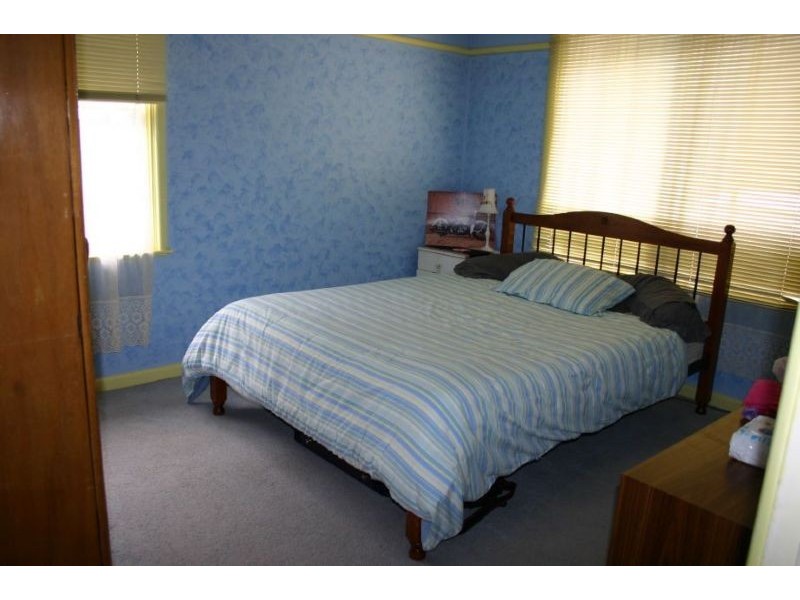 33 Alamein, Morwell VIC 3840