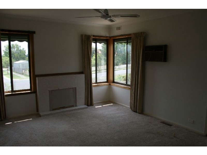 18 Cynthia street, Morwell VIC 3840