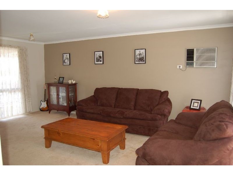 36 Quigley Crescent, Churchill VIC 3842