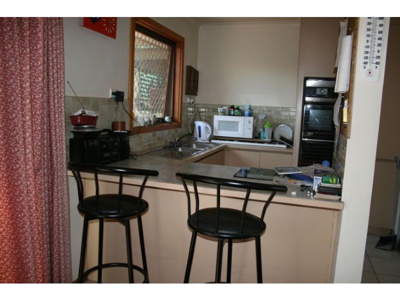 29 Cove Place, Morwell VIC 3840