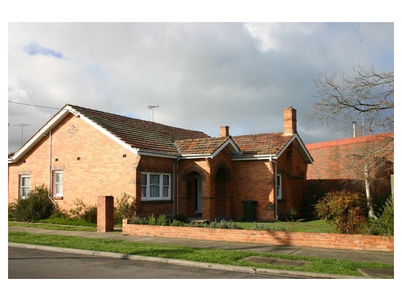 8 Hoyle Street, Morwell VIC 3840