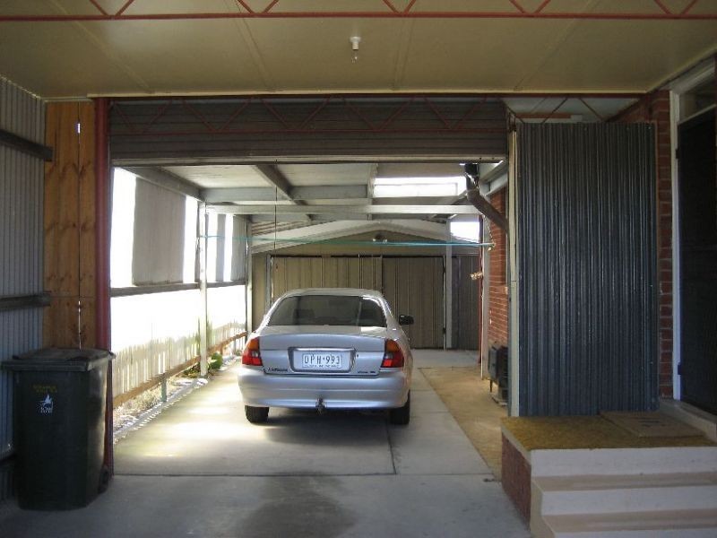 38 Howard Avenue, Churchill VIC 3842