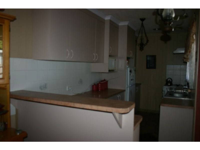 16 Maple Crescent, Churchill VIC 3842