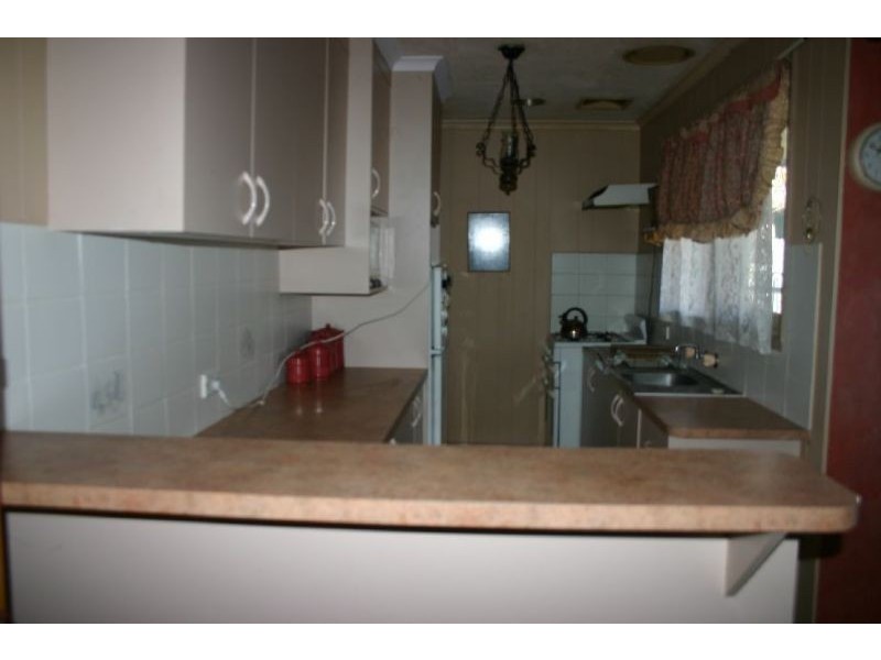 16 Maple Crescent, Churchill VIC 3842