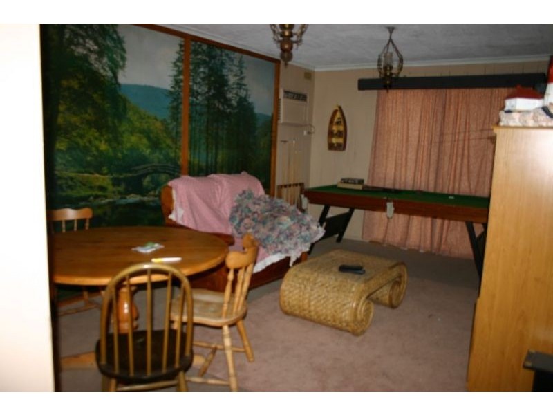 16 Maple Crescent, Churchill VIC 3842