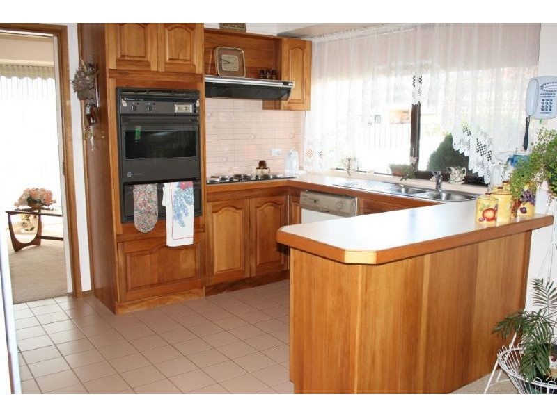 7 Hewat Court, Morwell VIC 3840