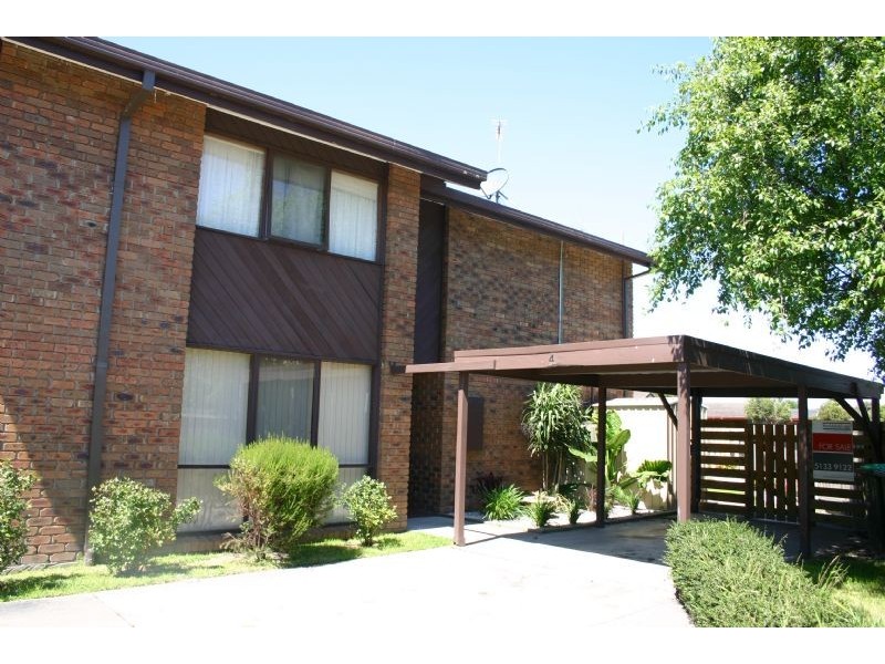 4/2 Opal Place, Morwell VIC 3840