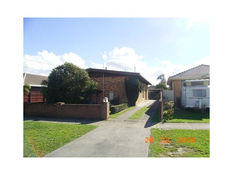 2/17 Kurt Street, Morwell VIC 3840