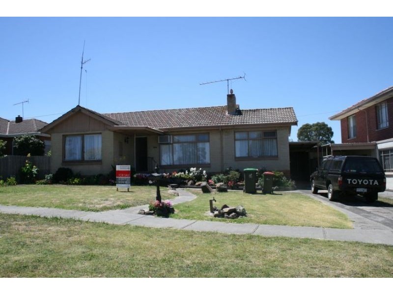 17 Savige Street, Morwell VIC 3840