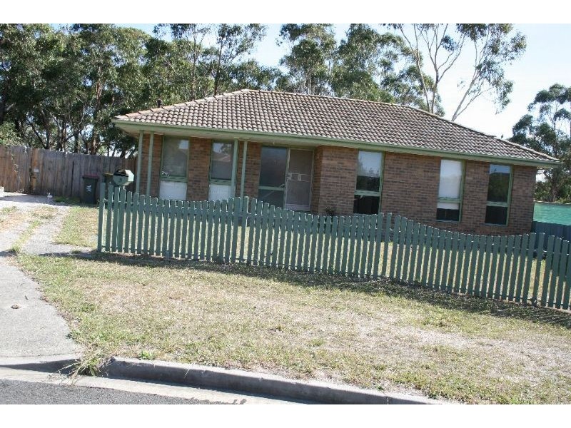 3 Charunka Place, Churchill VIC 3842