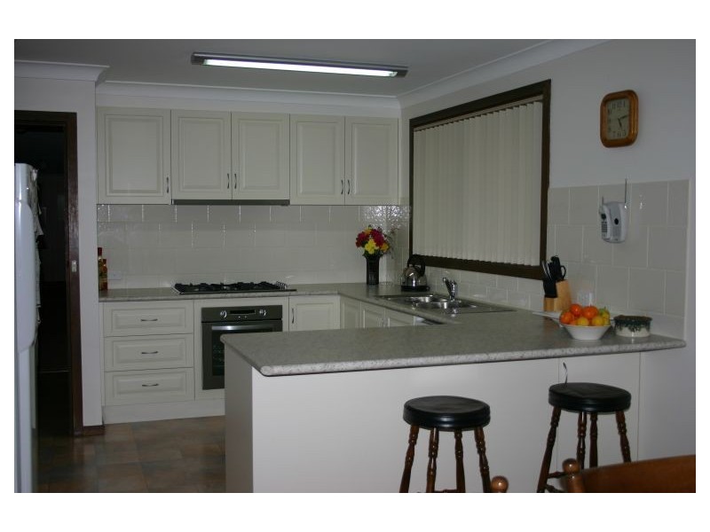 10 Fenton Way, Hazelwood North VIC 3840