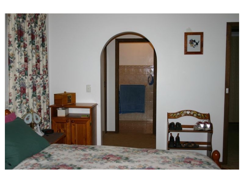 10 Fenton Way, Hazelwood North VIC 3840