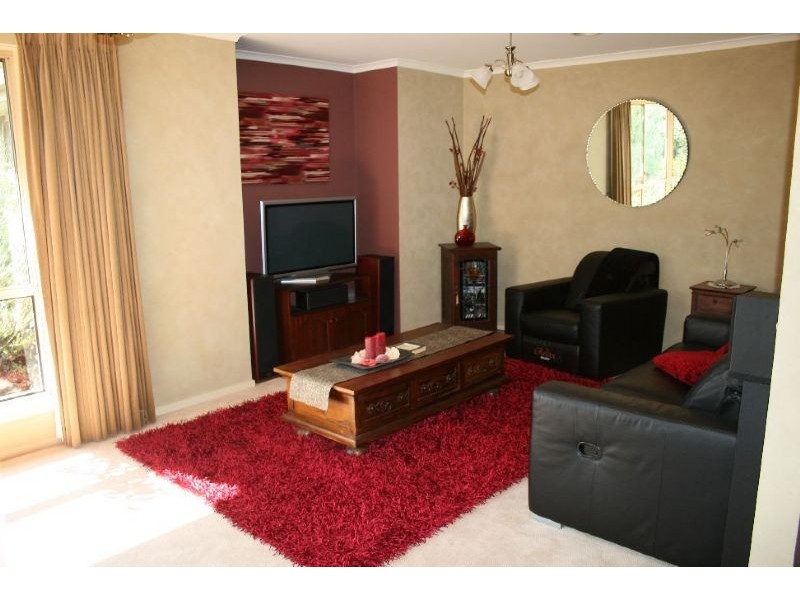 30  Glanville Crescent, Hazelwood North VIC 3840