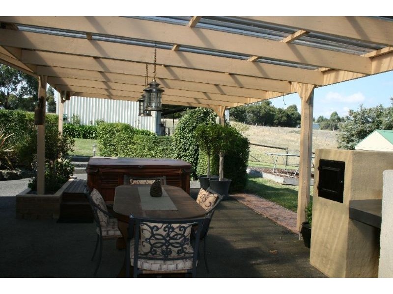 30  Glanville Crescent, Hazelwood North VIC 3840