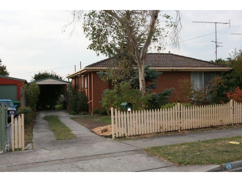 49 Wattle Crescent, Churchill VIC 3842