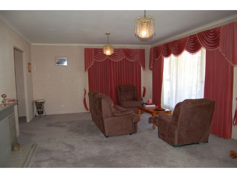 11 Christina Street, Morwell VIC 3840