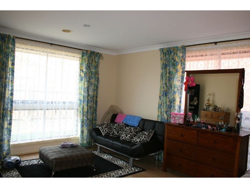 41 Auchterlonie, Churchill VIC 3842