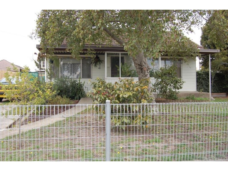 18 Vincent Road, Morwell VIC 3840