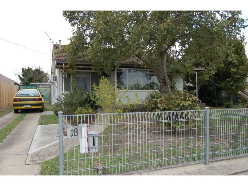 18 Vincent Road, Morwell VIC 3840