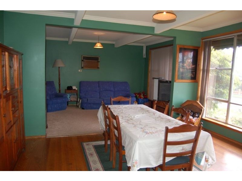 2 McKay Court, Churchill VIC 3842