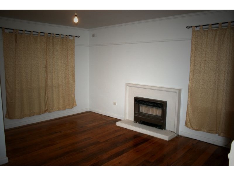 18 Hunt, Morwell VIC 3840