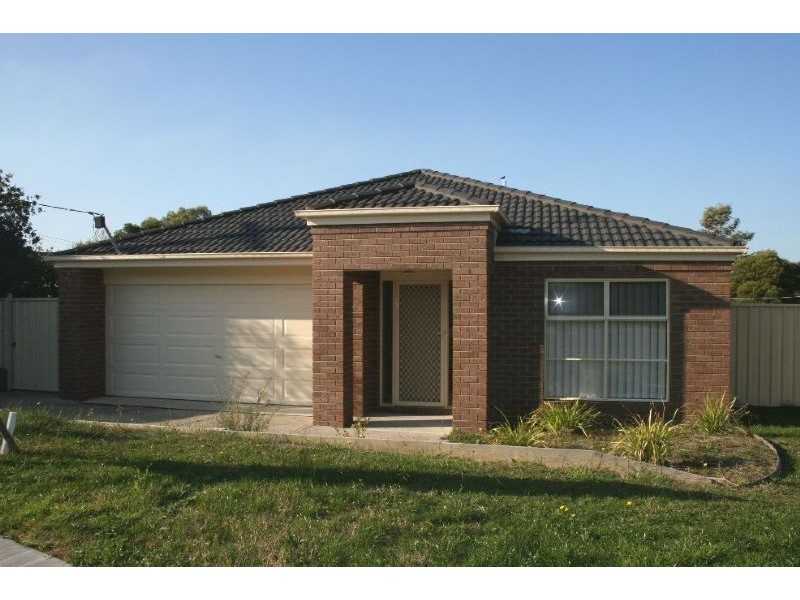 6 McCarthy Street, Churchill VIC 3842