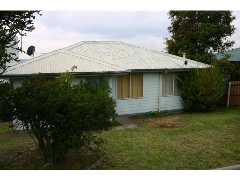 18 Hunt Street, Morwell VIC 3840
