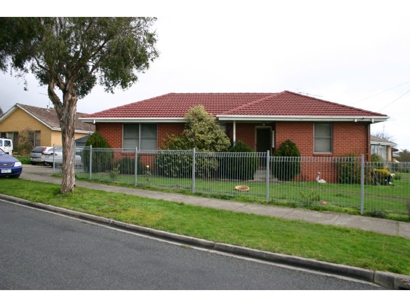 7 Firmin Road, Churchill VIC 3842