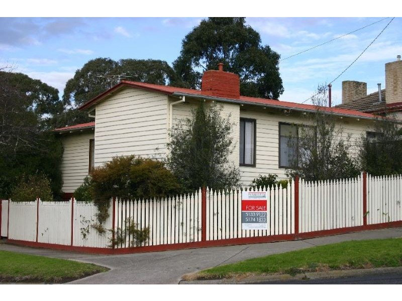 2 Catterick Street, Morwell VIC 3840