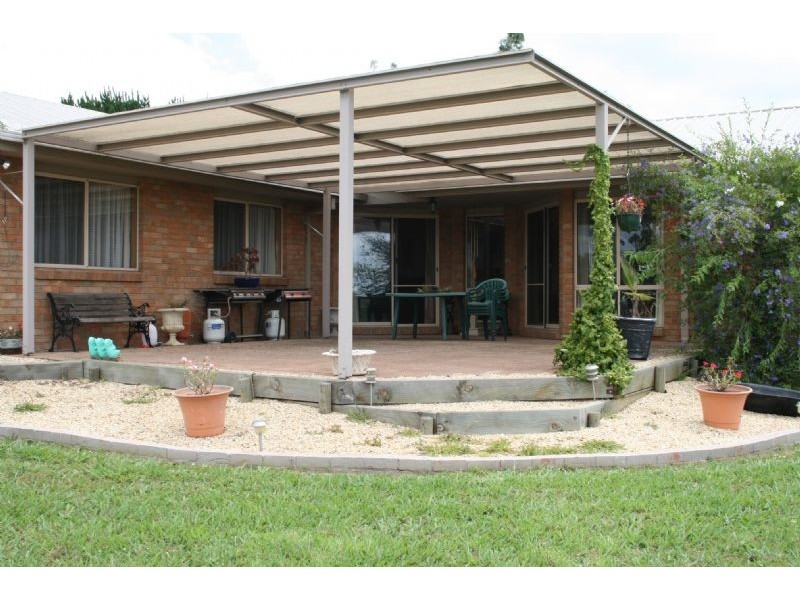 35 Buurman Drive, Hazelwood North VIC 3840