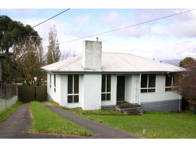 34 Hare Street, Morwell VIC 3840