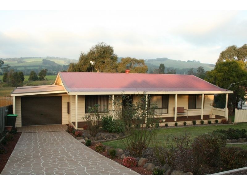 37 Penaluna Street, Boolarra VIC 3870