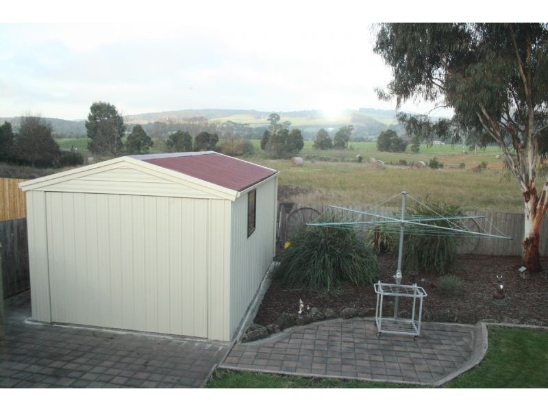 37 Penaluna Street, Boolarra VIC 3870