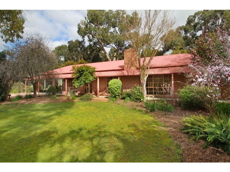 32 Keith Morgan Drive, Traralgon South VIC 3844